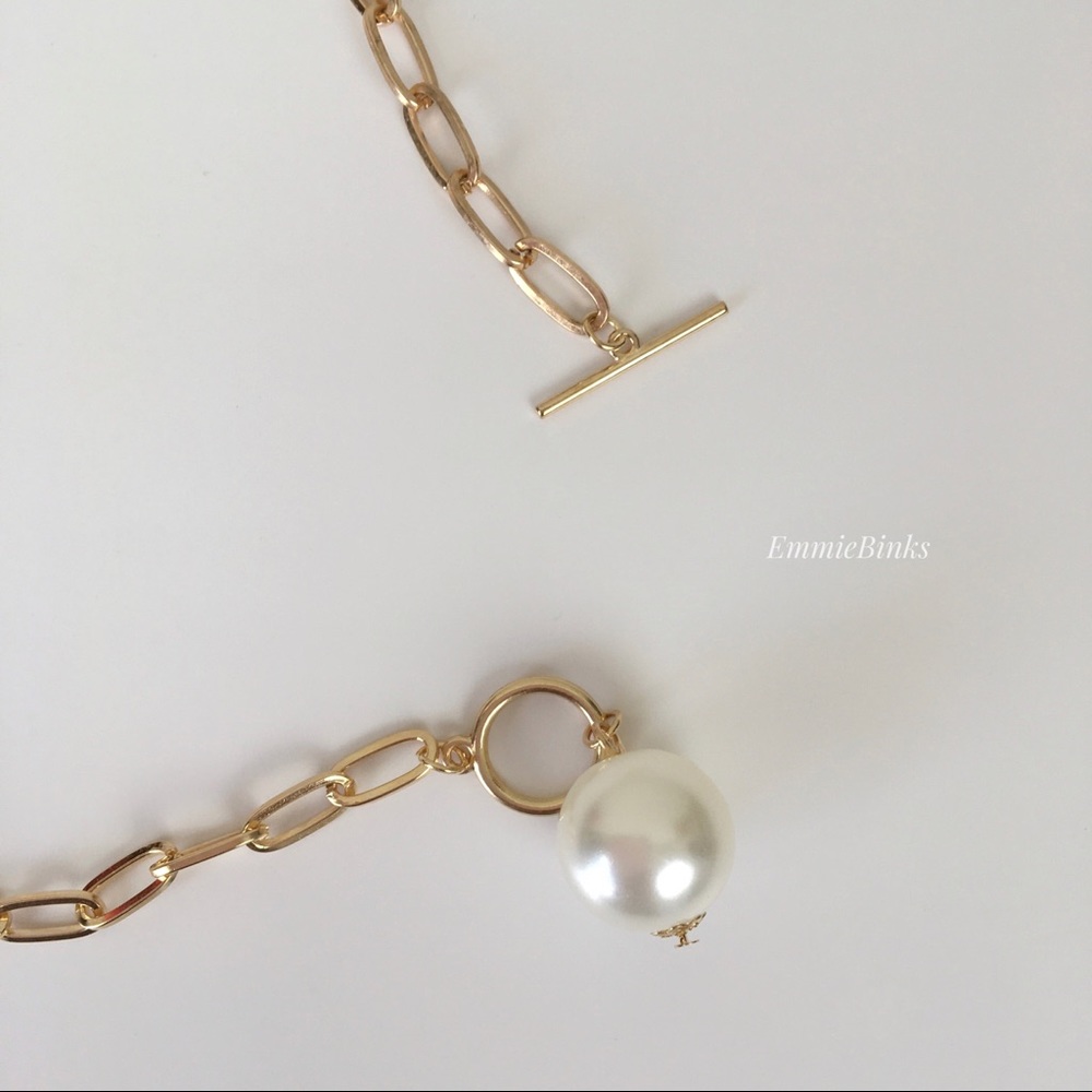 ✨3/$38 New Golden Chain Faux Pearl Toggle Clasp Front Closure Necklace T Bar - Picture 10 of 16